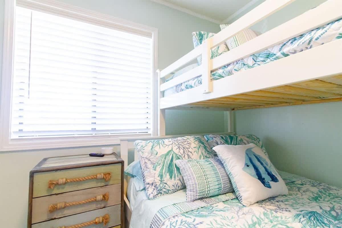 Beach Harbour 16 @ The Carolina Beach Boardwalk - Full Remodel! 外观 照片